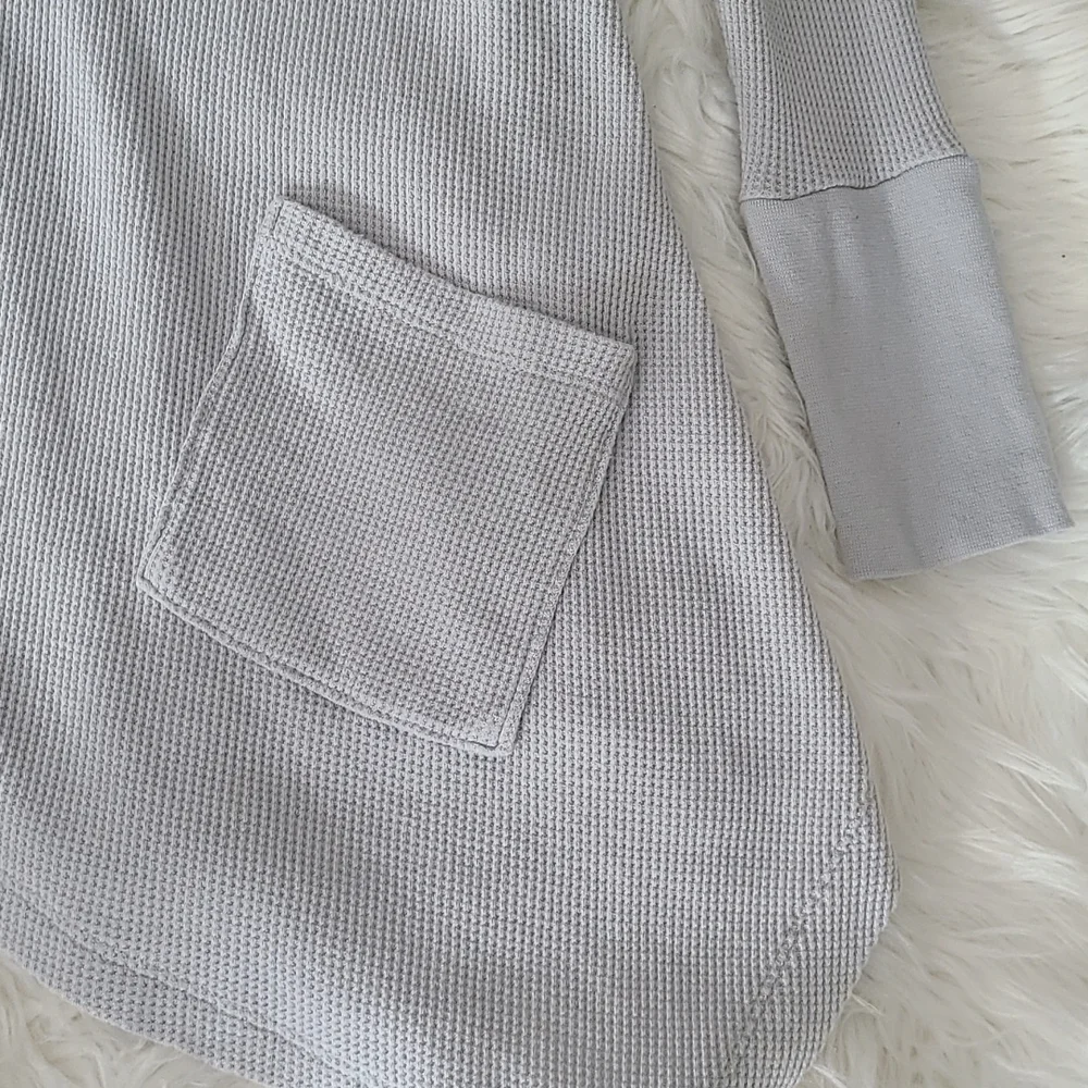 Style & Co Petite Cardigan Sweater.  Size PS.  Light Gray - Picture 5 of 9